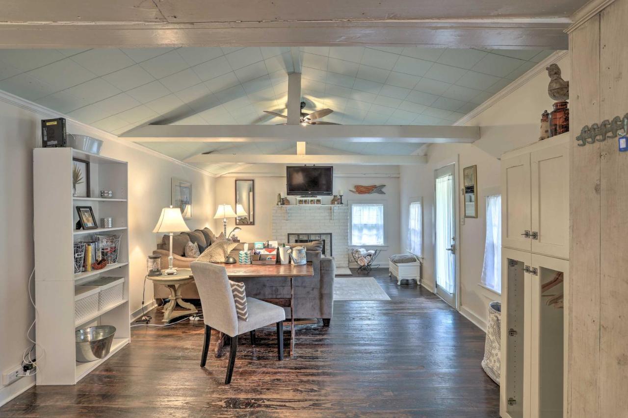 Coastal, Walkable Home In Historic Southport! Exterior foto