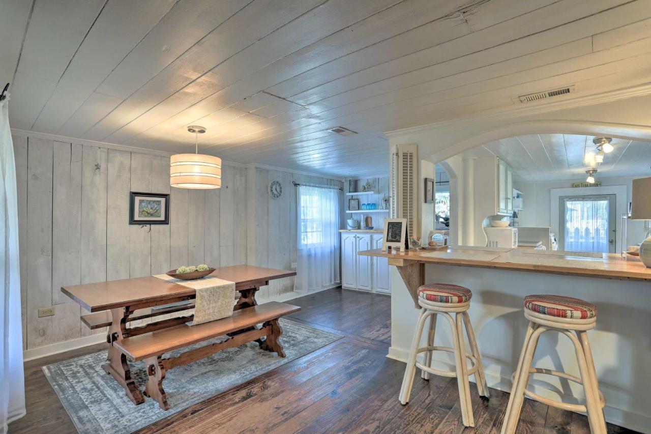 Coastal, Walkable Home In Historic Southport! Exterior foto