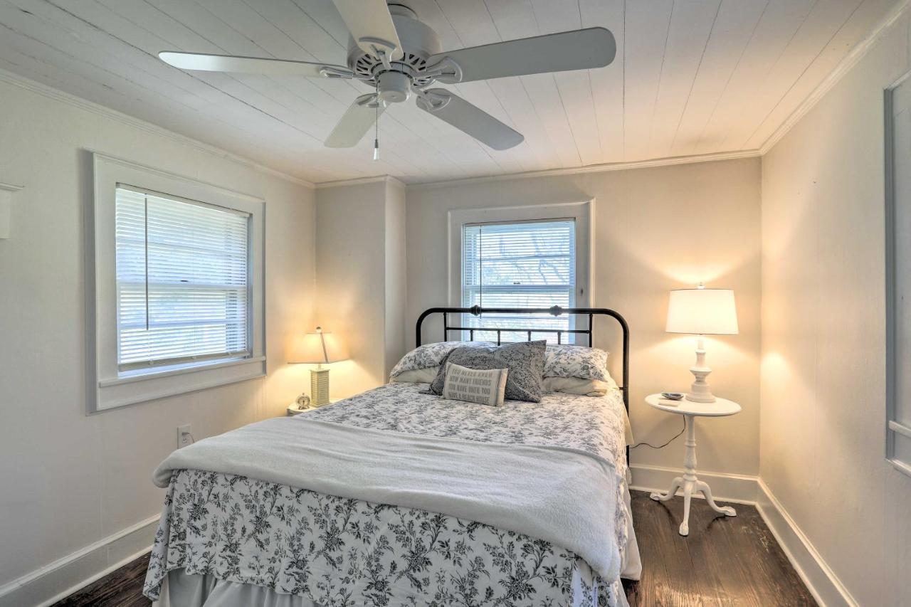 Coastal, Walkable Home In Historic Southport! Exterior foto